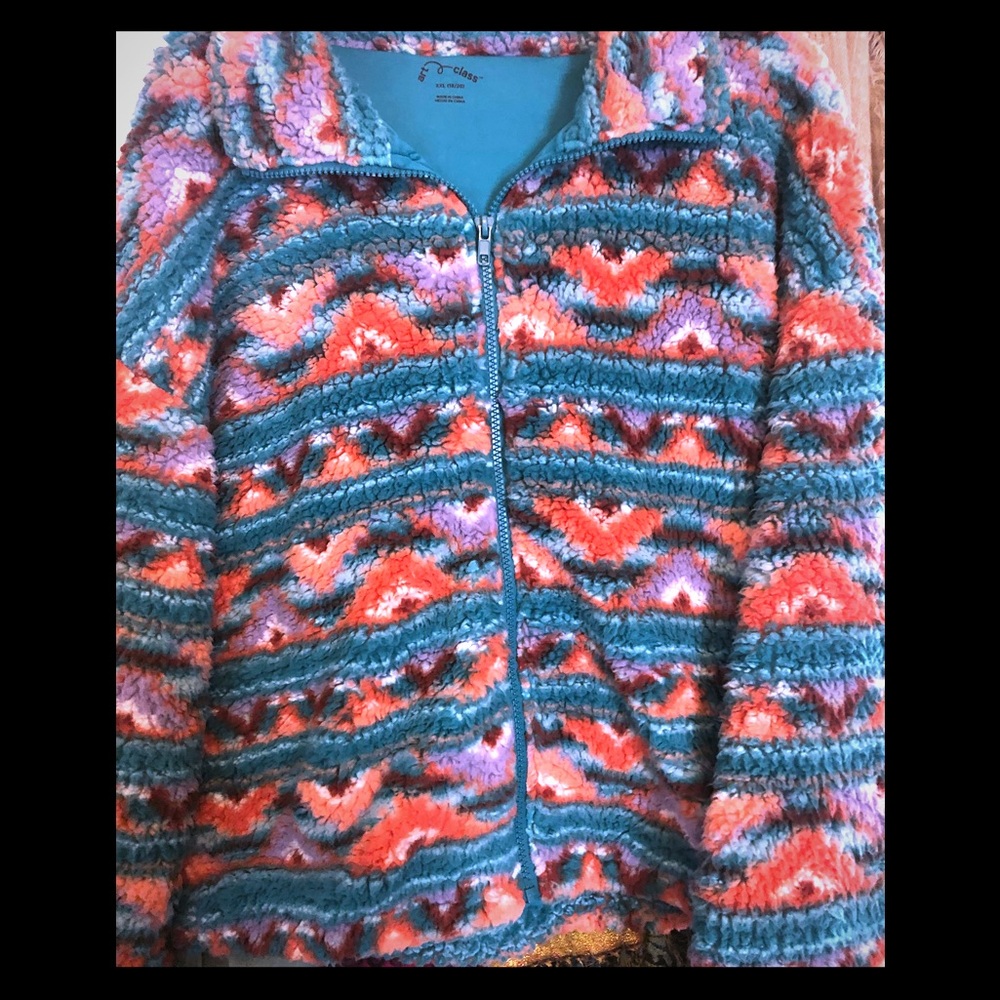 Girls New Plus size 18/20 fuzzy jacket